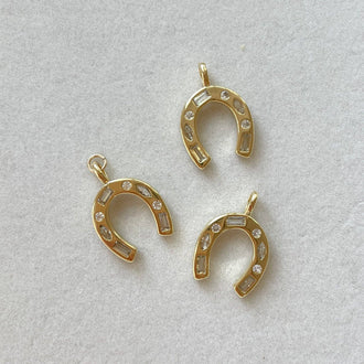 Goldie Charm Bar - Gold Gemstone Horseshoe Charm